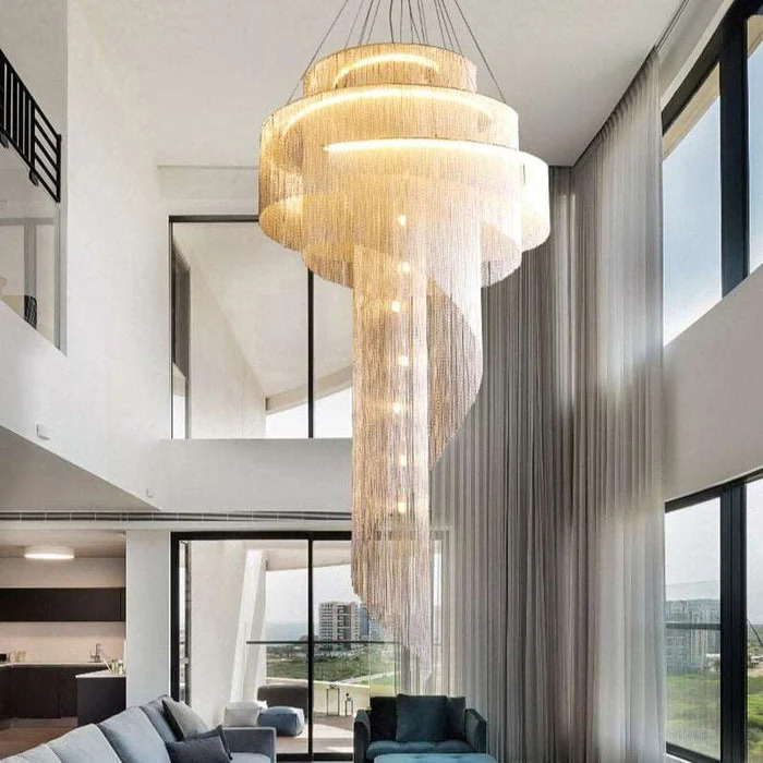 STAIRCASE & FOYER